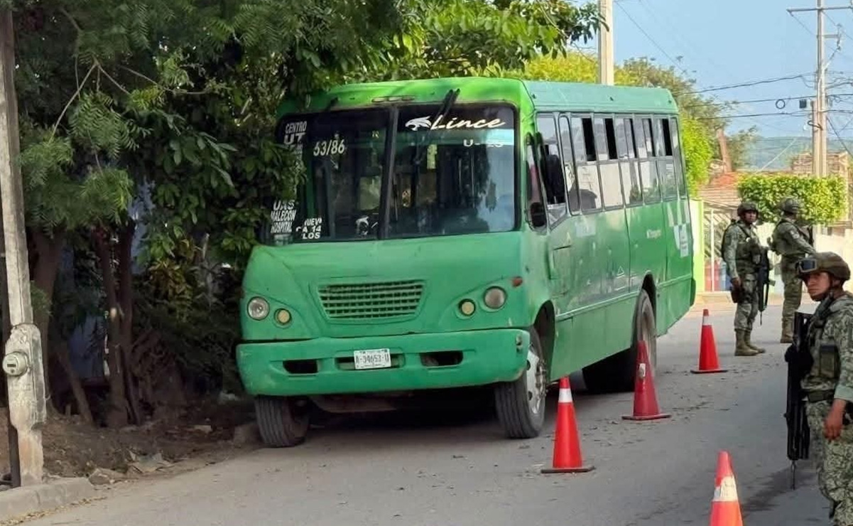 Atacan a balazos un camión con estudiantes en Escuinapa, Sinaloa; el chofer resulta herido